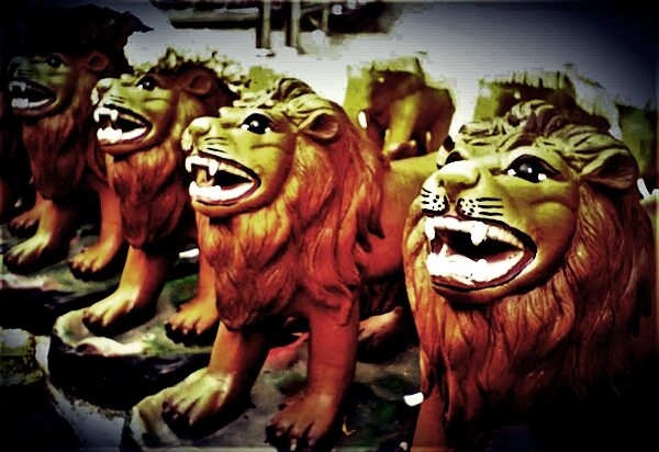 ผีสางเทวดา เกร็ดเรื่องราวความเชื่อผีสาง เทวดา ในวัฒนธรรมไทยแต่อดีต มีเทวรูปของพระเป็นเจ้าในศาสนาพราหมณ์-ฮินดูอ