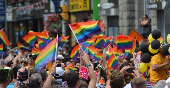 ขณะนี้ เวลานี้ คงไม่มีใครไม่รู้จัก LGBTQ ที่ย่อมาจาก Lesbian Gay Bisexual Transgender และ Queer กันแน่ๆ ใช่มั้