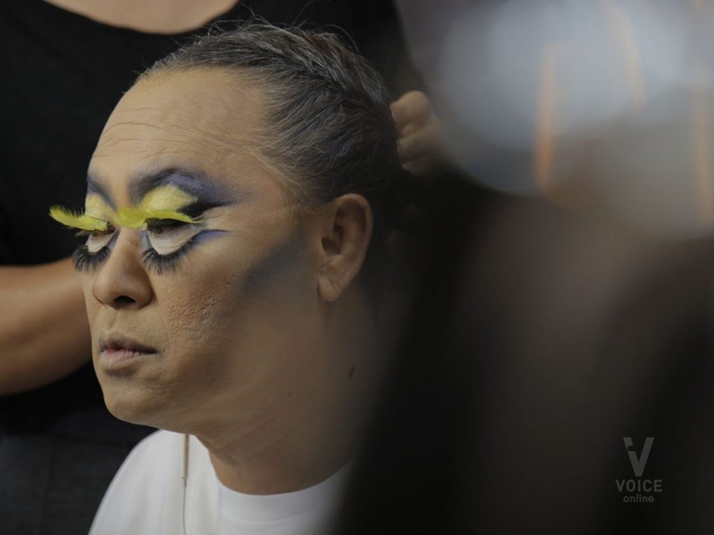 เปิดมุมมอง ‘ติ๊ก กลิ่นสี’ สวมบทบาทเป็น Transgender รับบท ‘เจ๊พะยูน’ ในภาพยนตร์เรื่องหอแต๋วแตก
