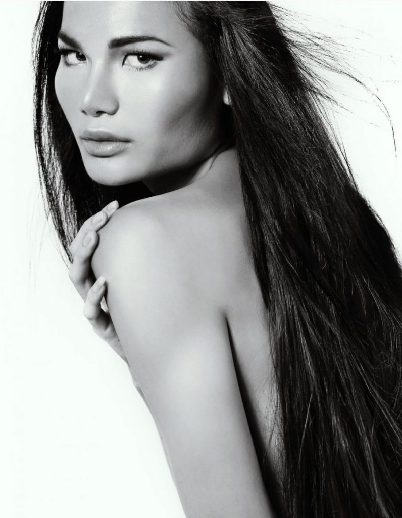 8. Mimi Tao